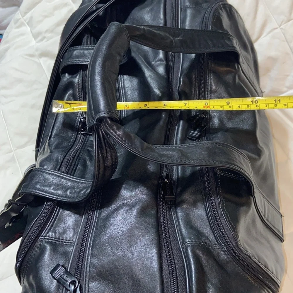 Vintage RARE TUMI Alpha Leather Duffle Bag Expandable XL Weekender Classic